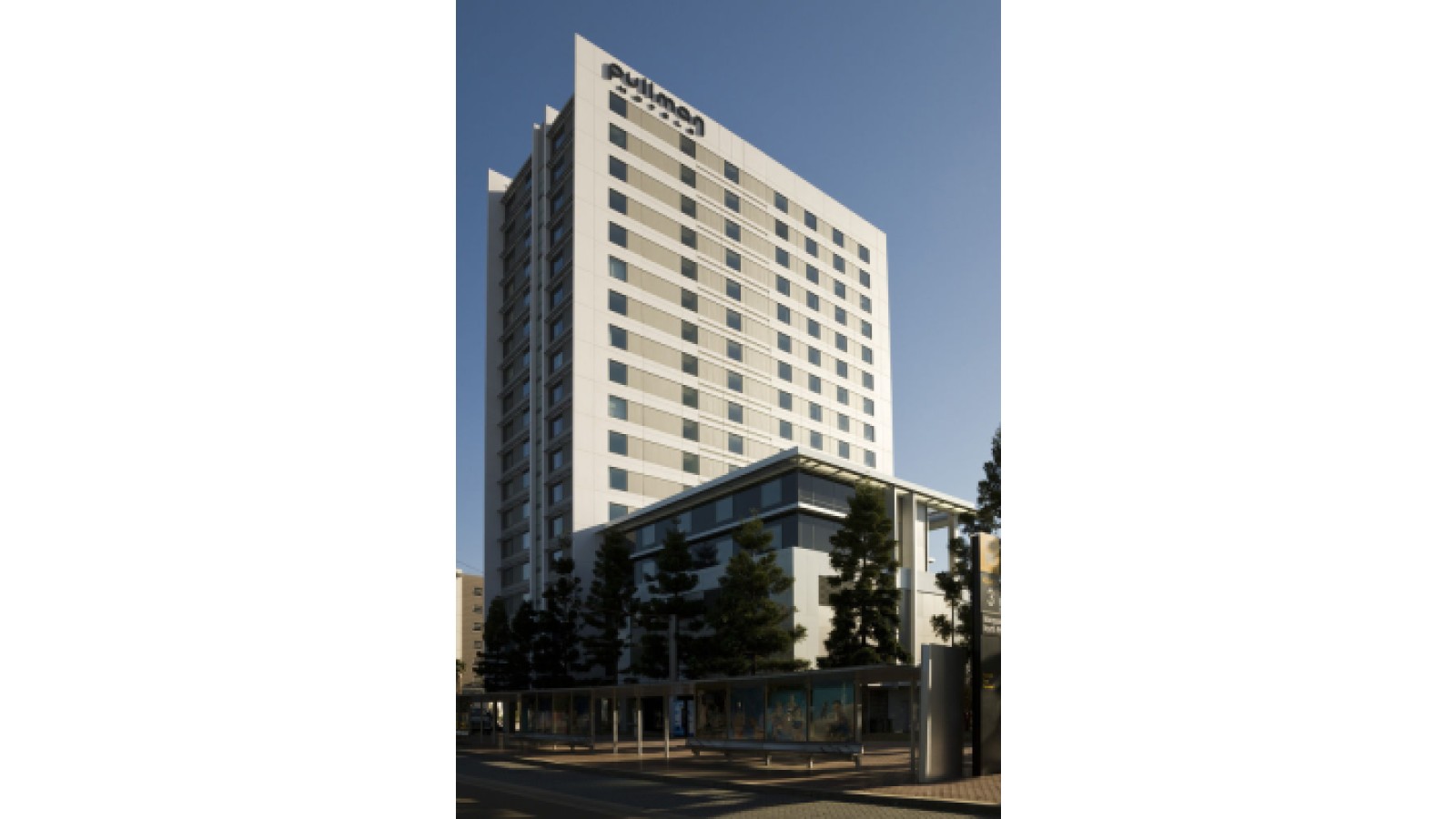 pullmanHotel